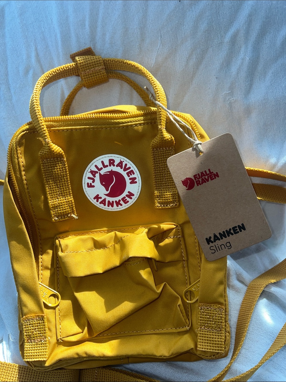 Kånken Mini EVERYDAY OUTDOOR - Yellow - Picture 4 of 6